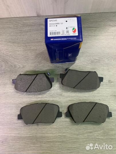 Колодки тормозные передние Hyundai Santa Fe