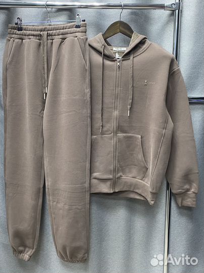 Спортивный костюм на флисе женский теплый