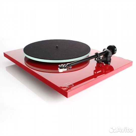 Виниловый проигрыватель Rega Planar 2 Red