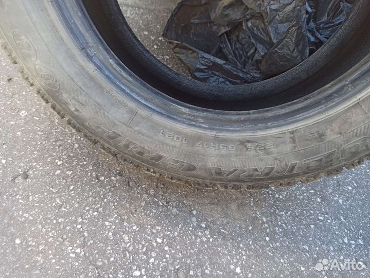 Goodyear UltraGrip 500 225/65 R17 102T