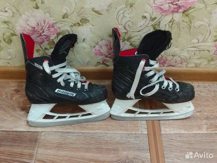 Хоккейные коньки bauer профессиональные