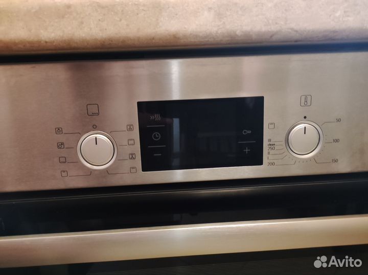 Электрический духовой шкаф Bosch HBA 42S350E