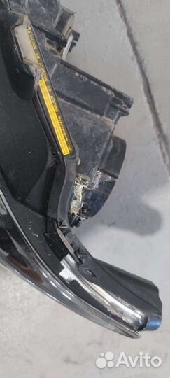 Фары Toyota Camry v55 ксенон