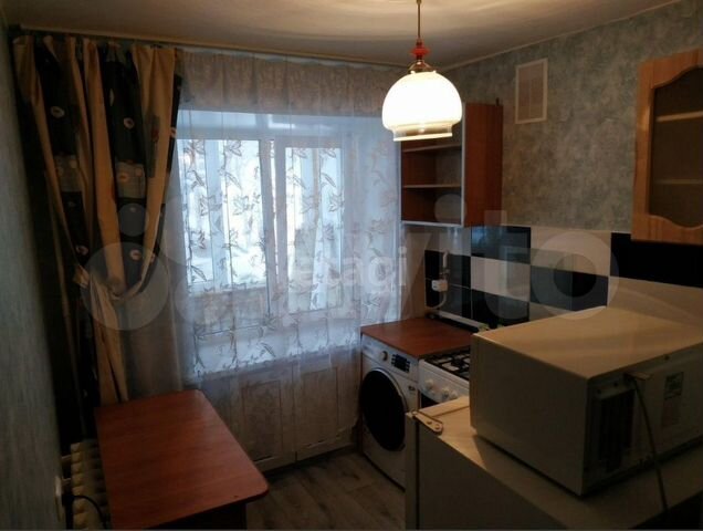 1-к. квартира, 32 м², 1/9 эт.