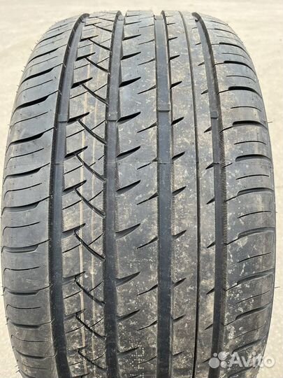 iLink Thunder U09 295/40 R21 111W