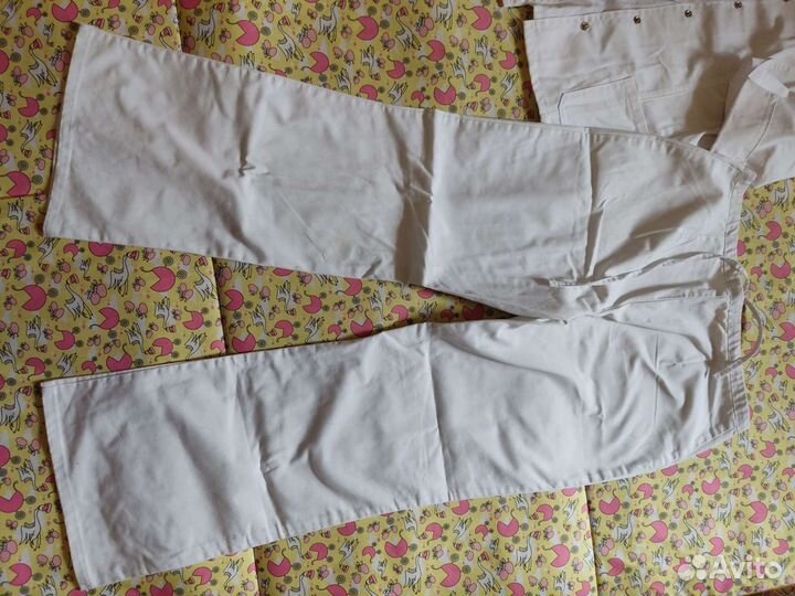 Медицинский костюм 48