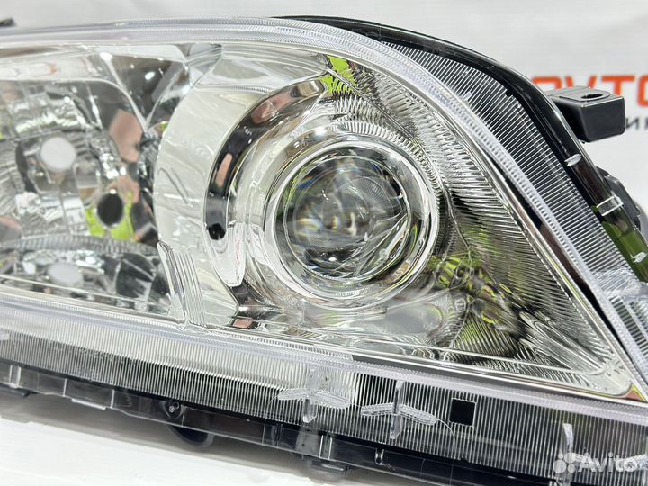 Фары Toyota Rav4 30 кузов 2010-2011 год новые HLL