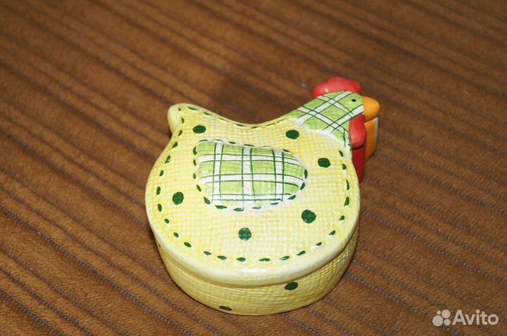 Куры сервиз для яиц на Пасху