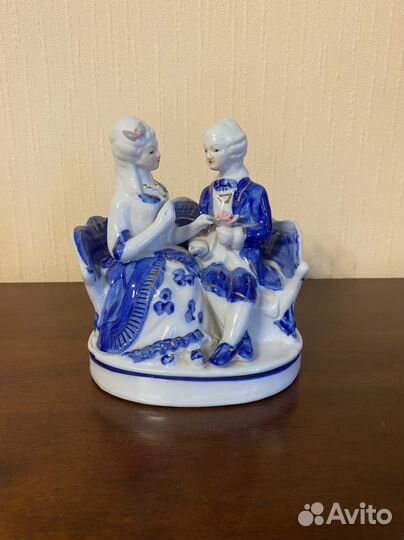 Статуэтка фарфор, влюбленная пара Германия