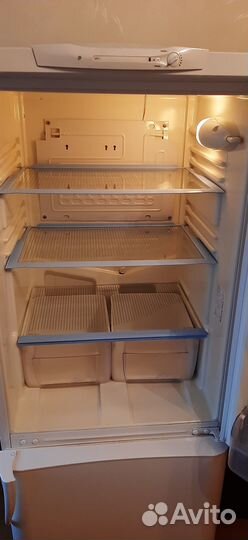 Холодильник indesit