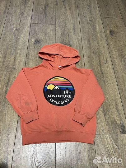 Продам кофту детскую