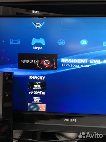 Sony PS3 прошитая и 35 игр (работает от AV)
