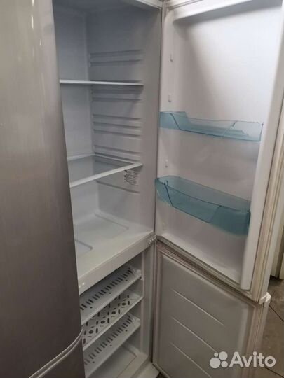 Холодильник бытовой