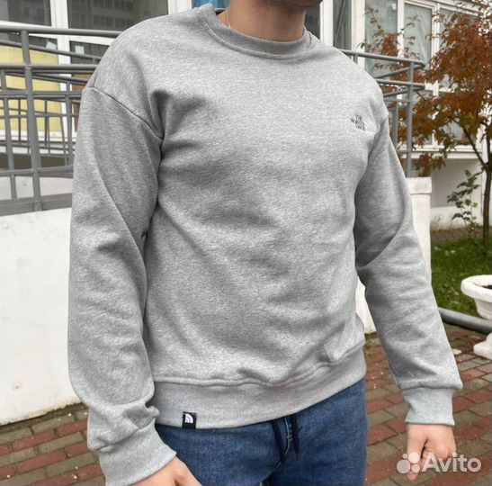 Свитшот теплый мужской в наличии