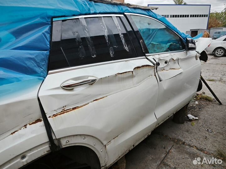 В разборе Infiniti QX50 J55 2019 г. на бу запчасти