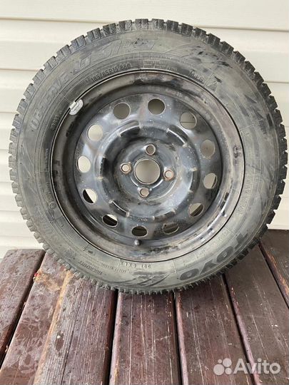 Колеса r15 toyo в сборе