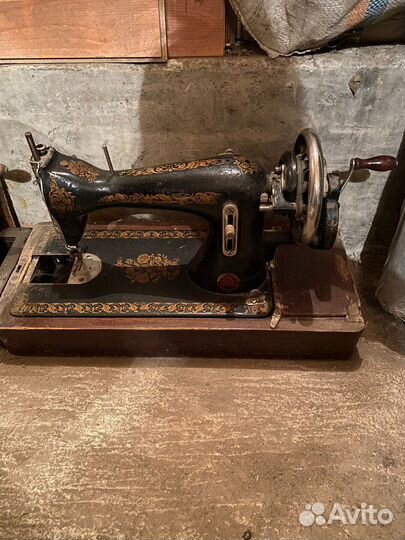 Швейная машинка пмз Singer (2 штуки )