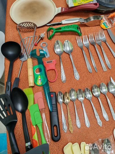 Посуда, кухонные принадлежности