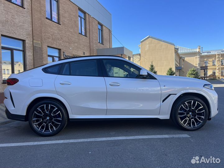 BMW X6 3.0 AT, 2023, 10 км
