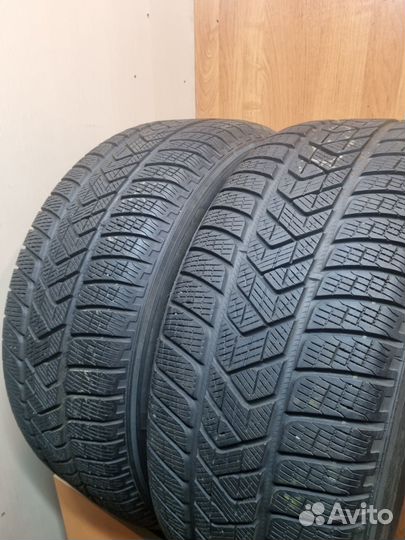 Pirelli Scorpion Winter 255/55 R18