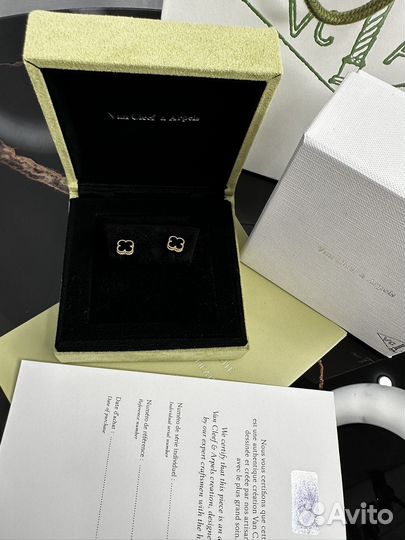 Серьги пусеты van cleef золото 750