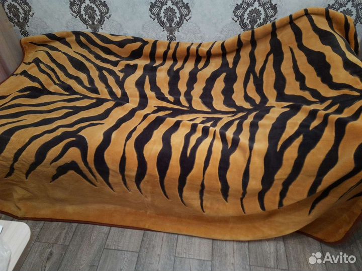 Покрывало на диван