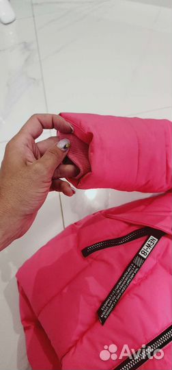 Куртка на девочку 104р