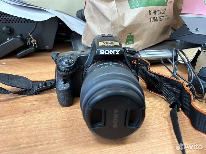 Зеркальный фотоаппарат Sony a37