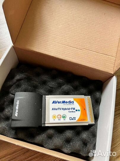 Тв-тюнер AverTV Hybrid+FM Cardbus