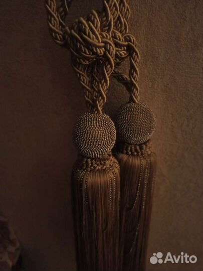 Королевские держатели для штор