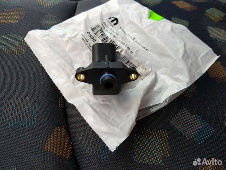 Датчики на мотор 2,4 Chrysler Voyager, 2004