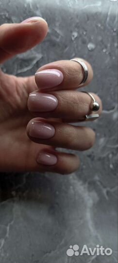 Маникюр и педикюр