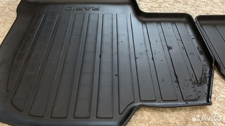 Полики на skoda rapid