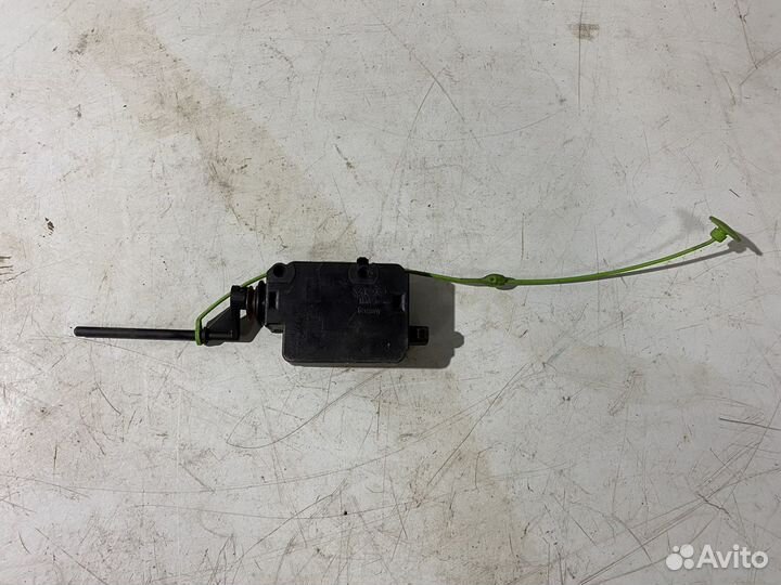 Электропривод замка лючка бензобака BMW X5 E53