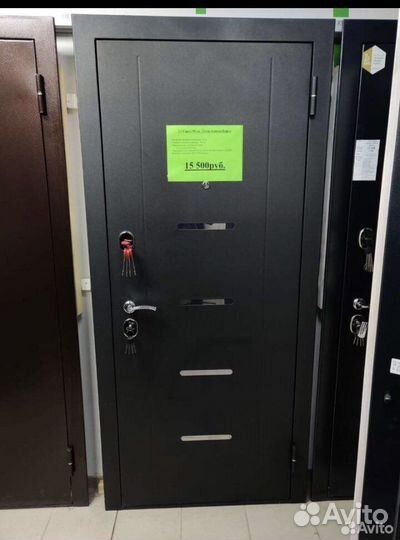 Входные стальные металлические двери