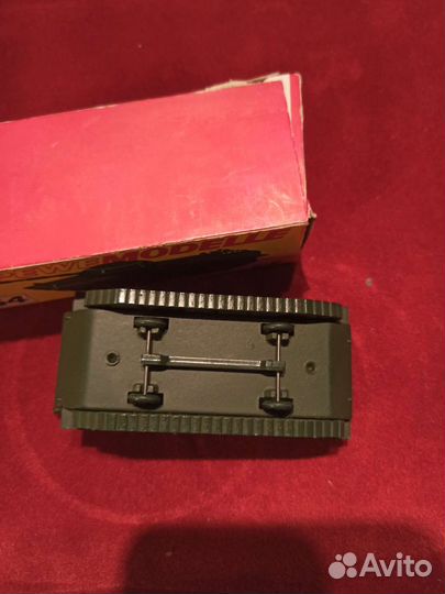 Модель танк -54.гдр. Оригинал.70-х