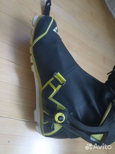 Лыжные ботинки для конькового хода