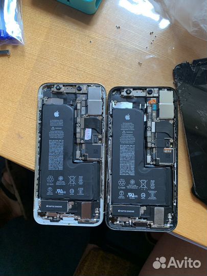 2 iPhone xs 64gb