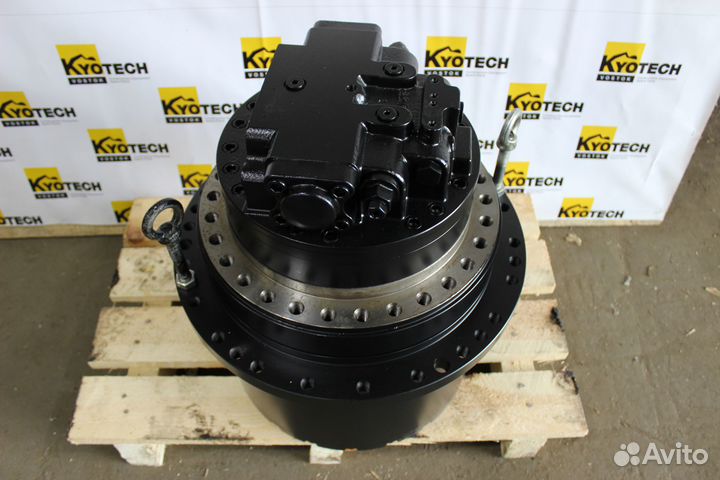 Редуктор хода с гидромотором New Holland E265