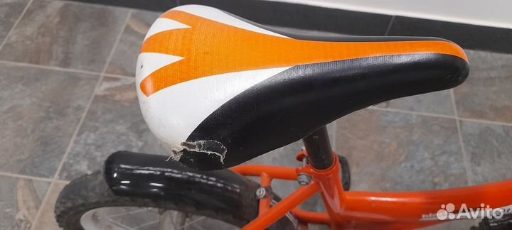 Велосипед детский, колеса 14