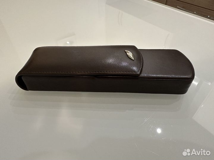 Кожаный чехол-футляр для ручки