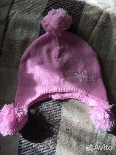 Комплект для девочки: шапка, шарф и перчатки