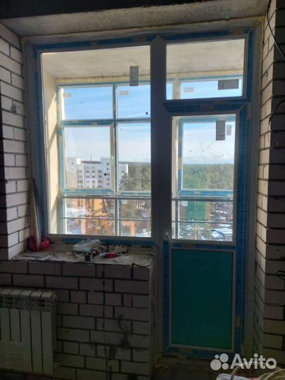 Дверь со стеклопакетом