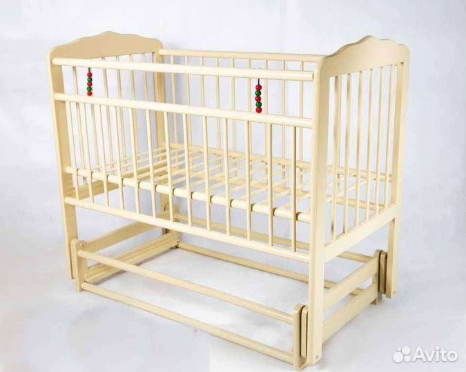 Детская кровать-качалка Женечка с маятником