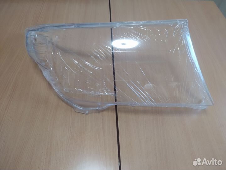 Стекла фар LC 200.2008