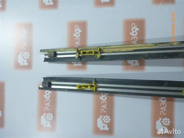 Молдинг на крышу Mitsubishi Outlander CU5W 4G69