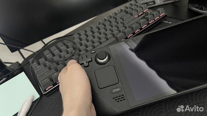 Игровая приставка Valve Steam Deck 64 гб