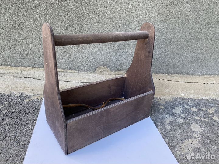 Фонари из дерева и ящики для декора