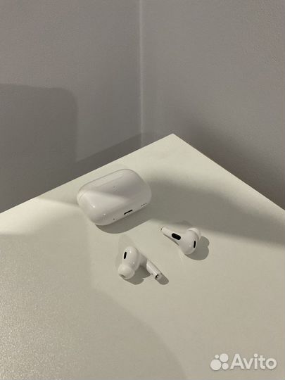 Apple AirPods Pro 2 поколения