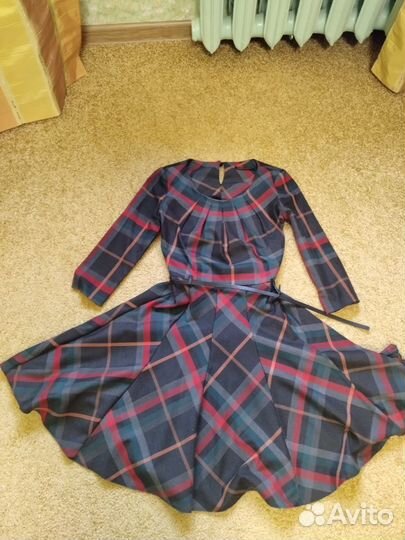 Платье 42 размер
